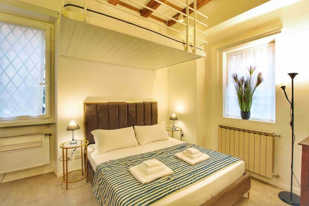 Cozy Studio Flat In Trastevere By Yourhost Rome Luaran gambar